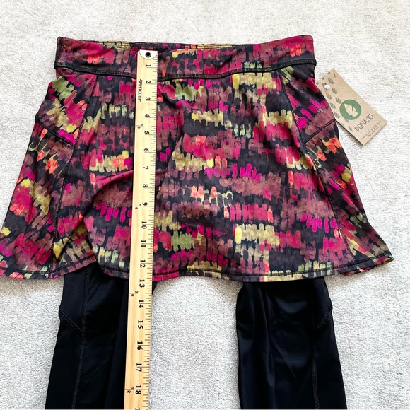 DONA JO NWT 2 IN 1 SKIRTED CAPRI SIZE MEDIUM UPF PICKLEBALL TENNIS ACTIVE - Picture 6 of 7